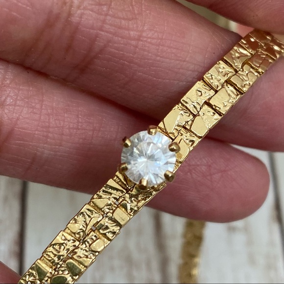 Vintage Gold-tone Flat Chain w/ CZ Clear Stone Center Necklace - Picture 13 of 15